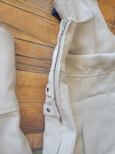 Girls School Uniform pleated dress khaki Zipper closure lot of 2 sz 7 & sz 8 - Picture 9 of 9