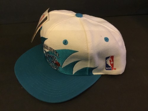 Raro Nuevo con etiquetas De Colección Años 90 Charlotte Hornets Logotipo Atlético DIENTE DE TIBURÓN Sombrero Snapback NBA - Imagen 5 de 12