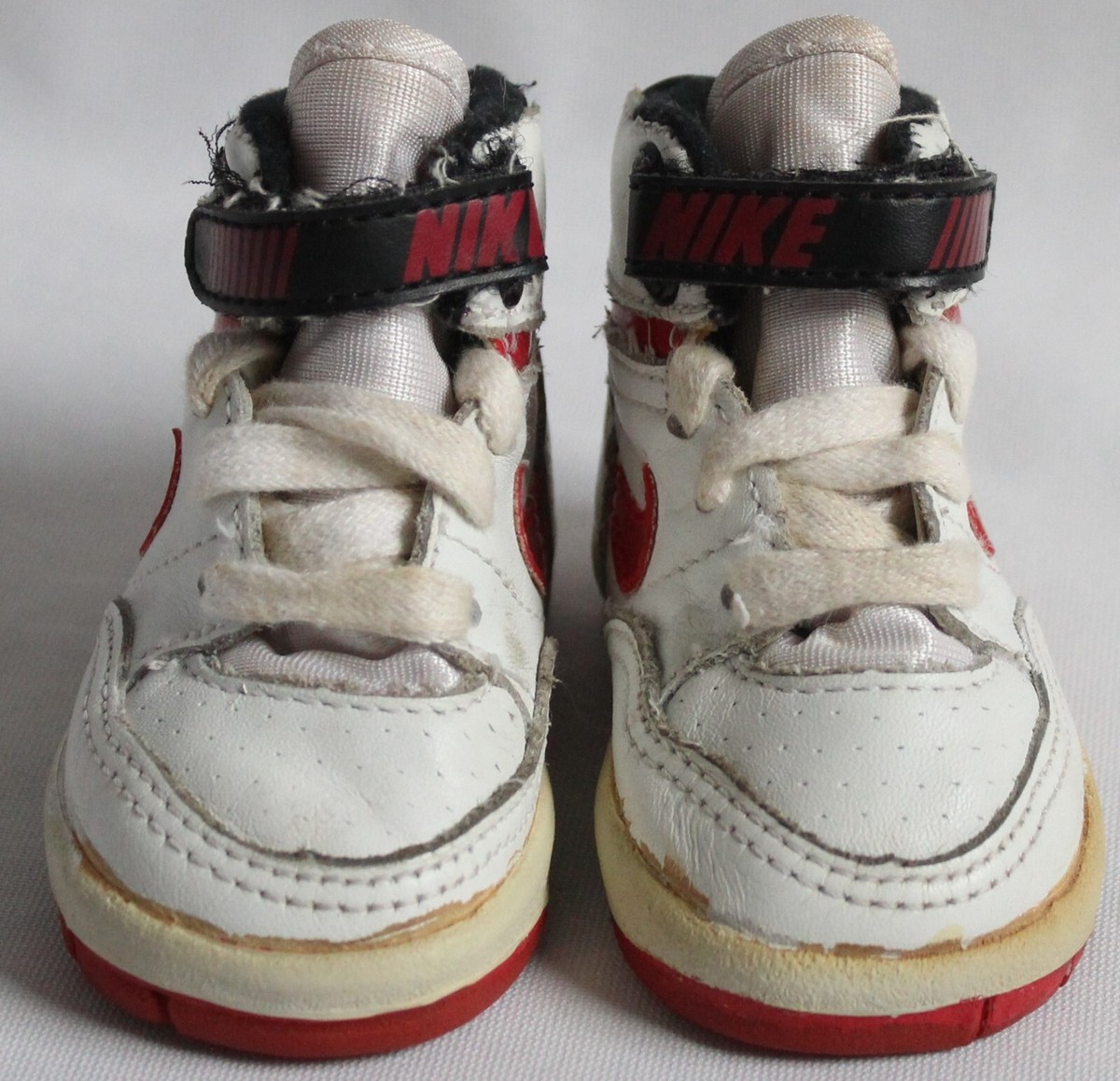 Nike VINTAGE 80's Alpha Force Hi Baby Sneakers Size 2
