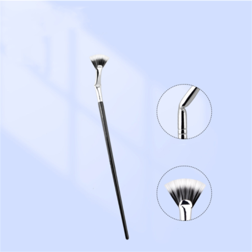 AccordanceyFolding Angle Scalloped Lash Brush, Angled Fan Shaped