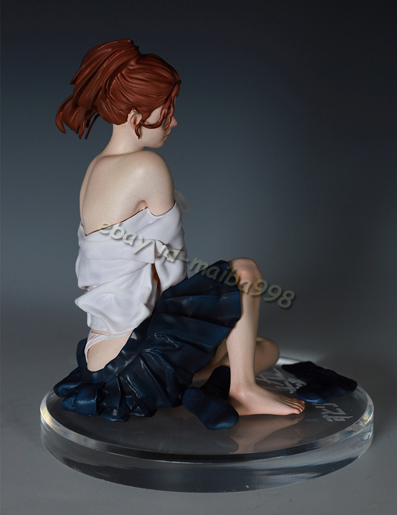 Sitting girl Resin Garage Kit Figure Model Kit Unpainted