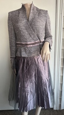 St. John Evening Silk Skirt Suit Set Color Lilac Size  6 ( Small )