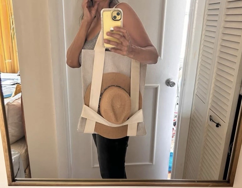Stylish and Spacious Tote Bag for Everyday Use