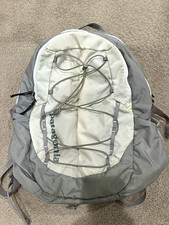 Patagonia chacabuco 28L Gray Hiking Daypack Backpack Zip Adjustable Chest Strap