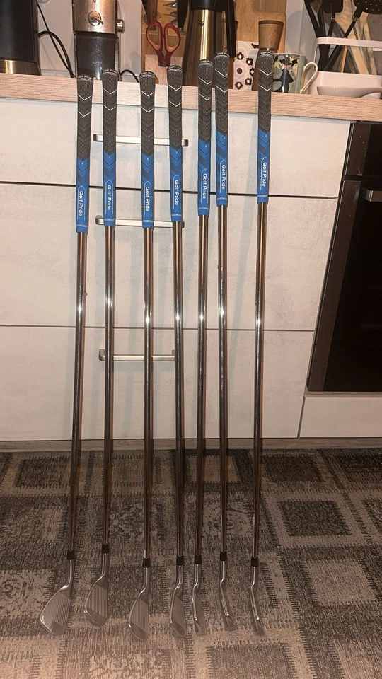 Titleist T100 Eisen 4-PW mit project x 6.5 Schaft Und Golfpride Griffen