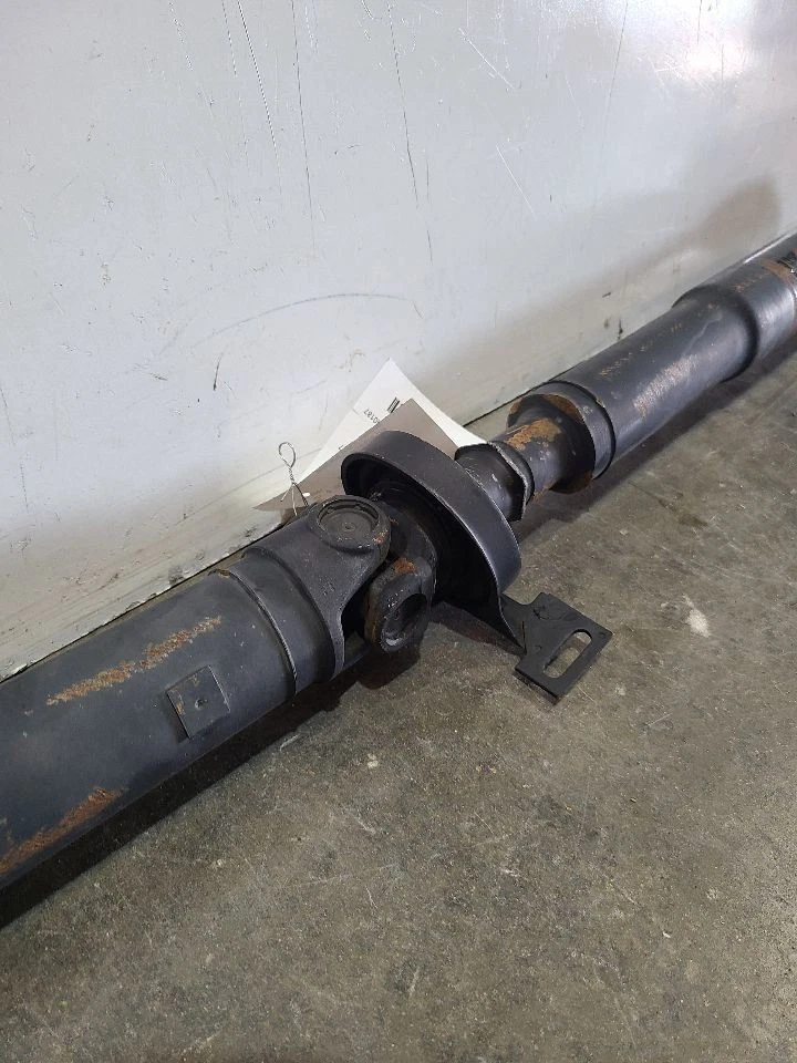 Rear Drive Shaft Manual Transmission Fits 92-95 BMW 325i 508428 Foto 4 de 4