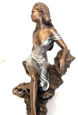 Austin Sculpture Bronze Statue Alice Heath Memories 16.5