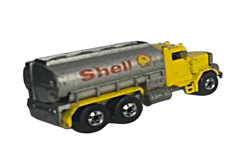 Vintage 1979 Hot Wheels Peterbilt Shell gasoline tanker truck
