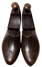 Vintage Twist to Adjust Brown Wooden Shoe Trees 2 
