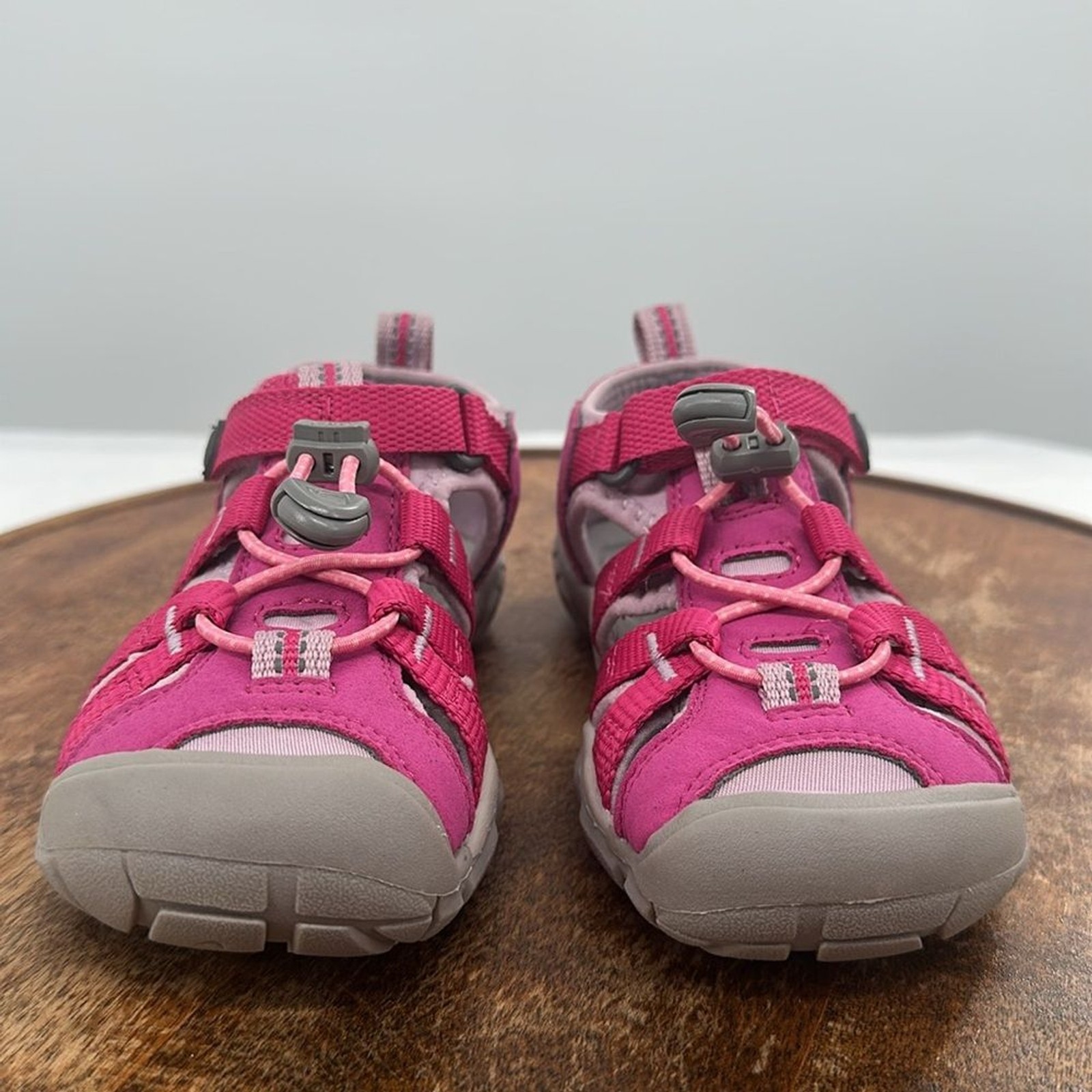 Keen Shoes Ragazza 10 Rosa Lavabile Acqua Sandali Escursione Gioco Pescatore Newport