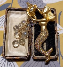 VINTAGE STYLE GOLDTONE MERMAID BROOCH IRRIDES...