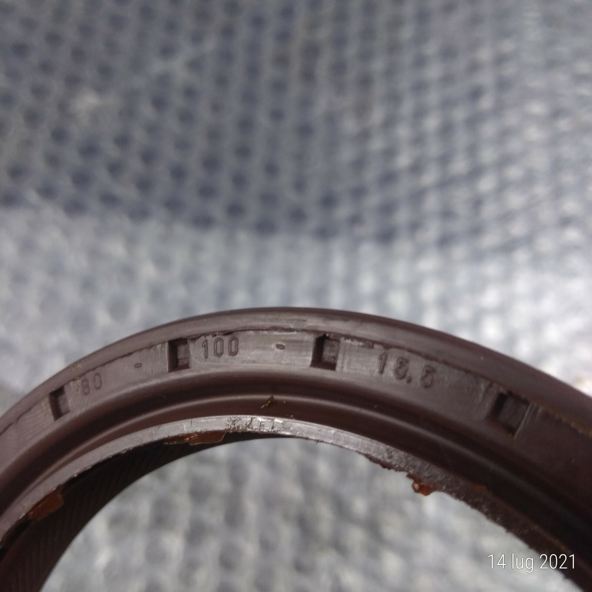 Rear Oil Seal Gearbox 80-100-15.5 Compatible With MERCEDES