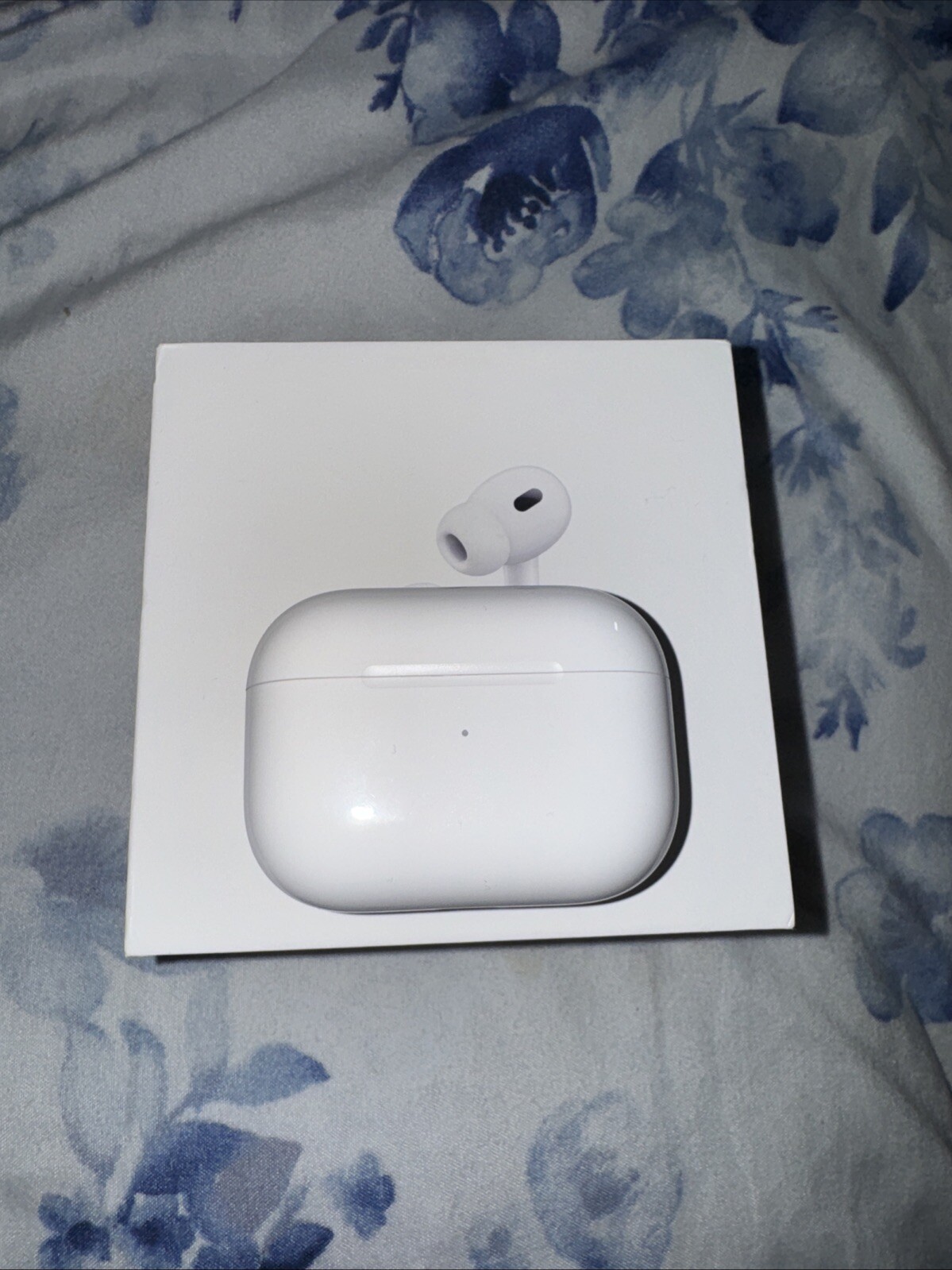 AirPods Pro 2 Wireless Earbuds with Noise Cancellation-image