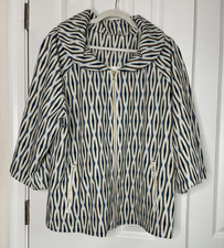 Chico's Zenergy Ikat Zip Front Jacket w/ Pockets 3/4 Sleeve Size 3