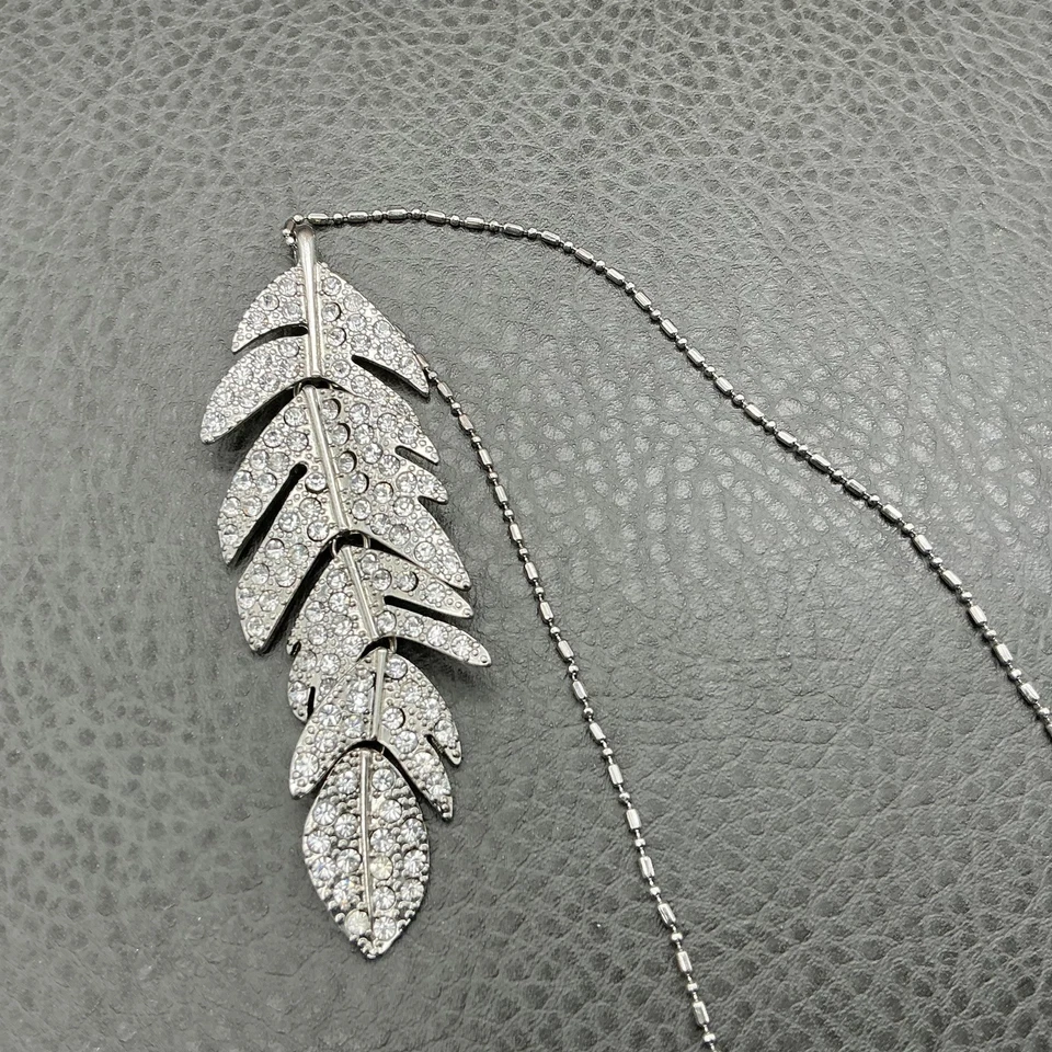 Collar The Limited Mujer Tono Plata Cristal Pluma Colgante Cierre Langosta Foto 3 de 4