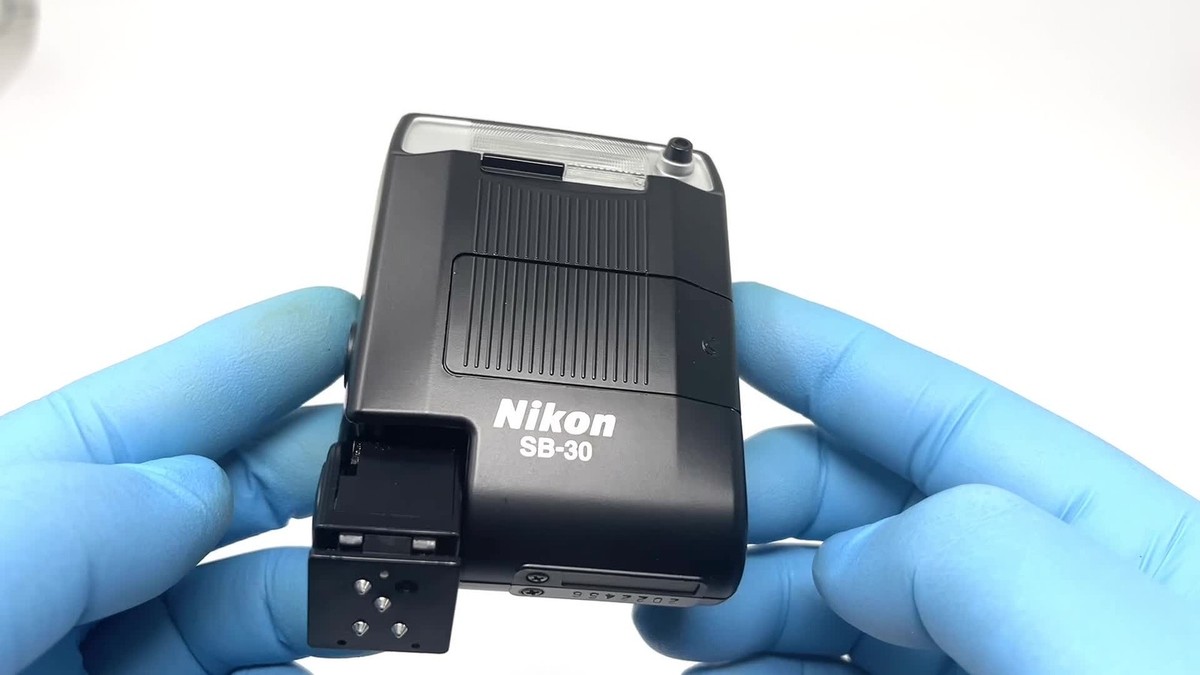 Nikon Speedlight SB-30 Shoe Mount Flash for Nikon for sale