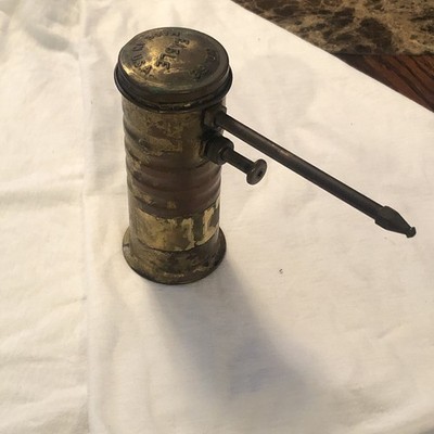Vintage  EAGLE No. 66 Brass Finger Pump Oiler Oil Can straight 4  Made In USA