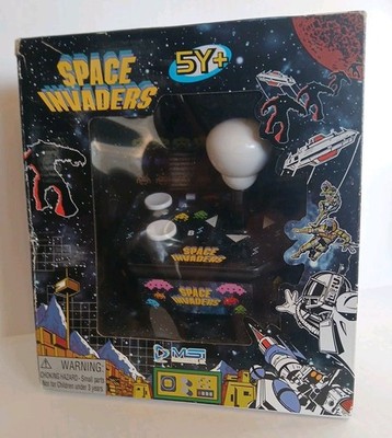 Space Invaders Plug And Play Video Game System MSI Entertainment w Original Box