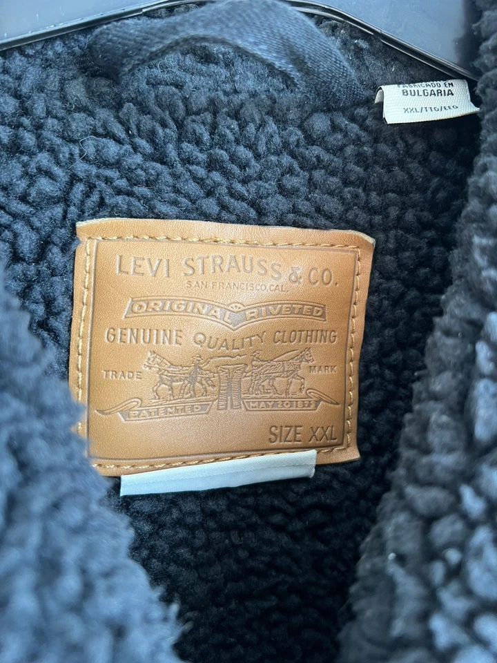 Levi’s Sherpa Trucker Jacket Black Denim Black Fur Mens XL Relaxed Superb, photo 4 of 5