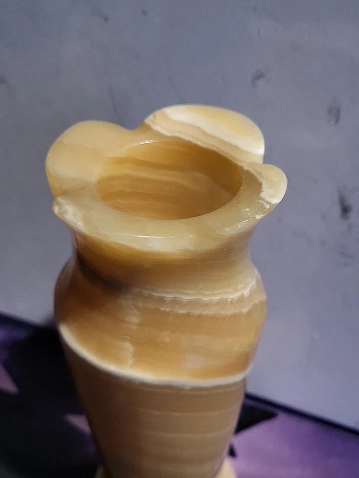 Precioso florero de mármol de ónix vintage tallado en piedras preciosas Foto 4 de 4