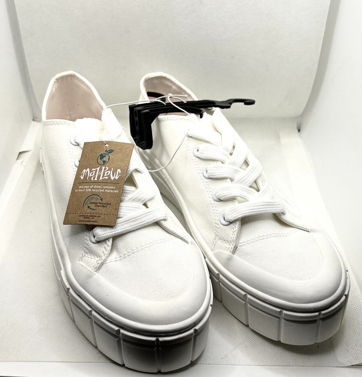 Target Brand Mad Love Women's Fran Canvas Sneakers Size (10)