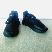 Ecko Unlimited, Boys Black Sneakers, Size 12