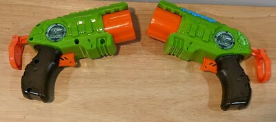 Lot of 2 - Zuru X-Shot Bug Attack Rapid Fire Blaster Pistols NO Darts 3-Shot