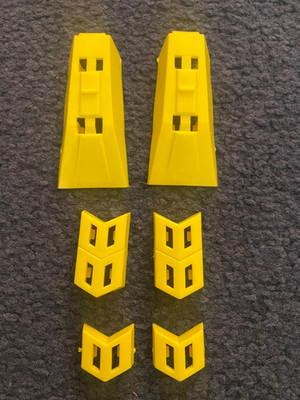 original G1 Transformers OMEGA SUPREME YELLOW LEG CLIP lot x6 shield part small