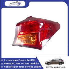 Feu arrière Toyota AURIS