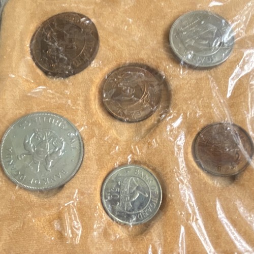 1966 Bank of Uganda 50 Cents Coin Set KM#3 Copper-Nickel in Case
