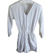Aerie Women's Size XS White Lace Romper 3/4 Sleeve V-Neck Comfy One-Piece Beach