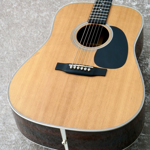 Martin D-28 Standard Dreadnought with Original hard case 2015 Acoustic Guitar