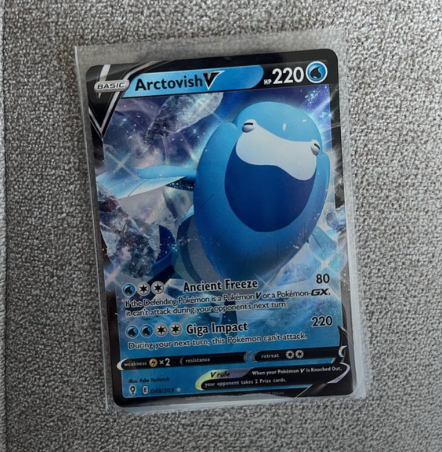 Pokemon Arctovish V Full Art SWSH07: Evolving Skies 048/203 TCG NM Card