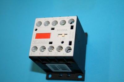 Motorschütz, Lovato 11 BG12 01 D024, 5,7KW, 3H1Ö, Spule 24V DC, Schütz Hebebühne