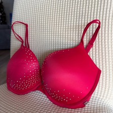 Victoria's Secret Very Sexy Push Up Bra Red Rhinestone Sparkle Diamond 32DDD
