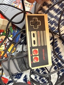 Nintendo NES Game Lot Controllers Zapper Dr Mario 1943 Mario Duck Hunt 510L