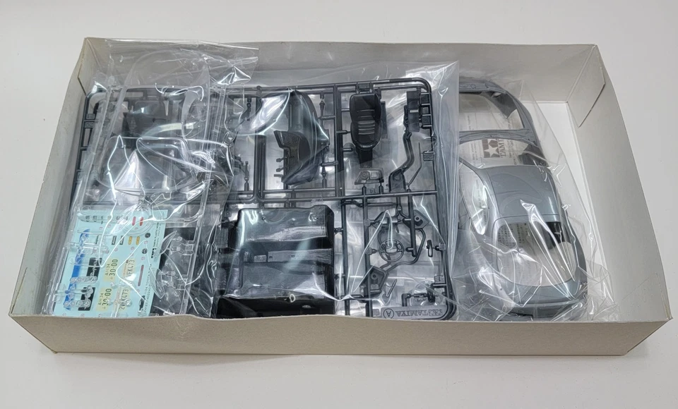 Coche Deportivo Tamiya Serie No. Coche Toyota Supra escala 123 1/24 Foto 2 de 3