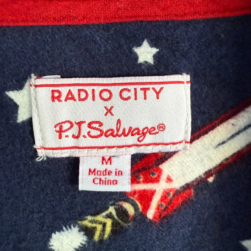 Juego de pijama Radio City x PJ Salvage para mujer pan de jengibre cascanueces estampado franela M Foto 3 de 4