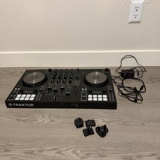 Native Instruments Traktor Kontrol S3 DJ Controller Carry Bag Cables Included
