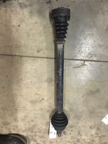 Antriebswelle vorne rechts VR AUDI A4 VW Passat 3B 3BG V6 Bj.91 Gelenkwelle