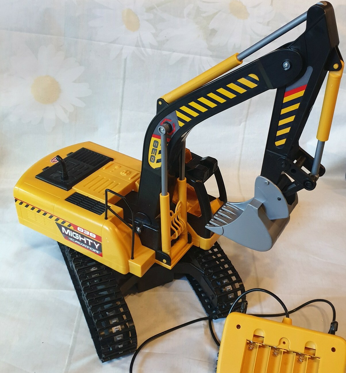 chad valley remote control mighty excavation digger