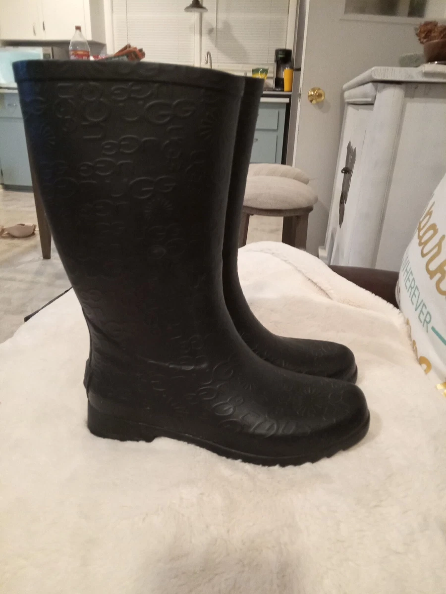 ugg logo rain boots