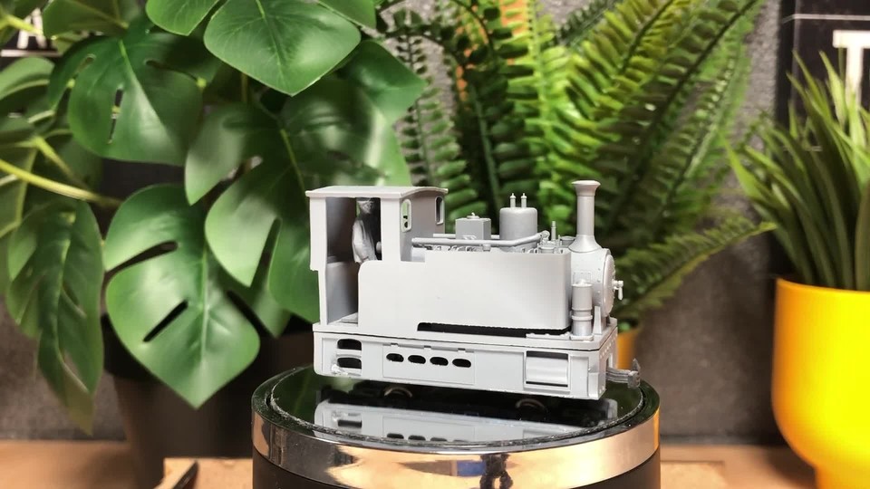 Tom Rolt Controls OO9/009 Tom Rolt Barclay Steam Locomotive fits the Kato chassis 11-109 ...