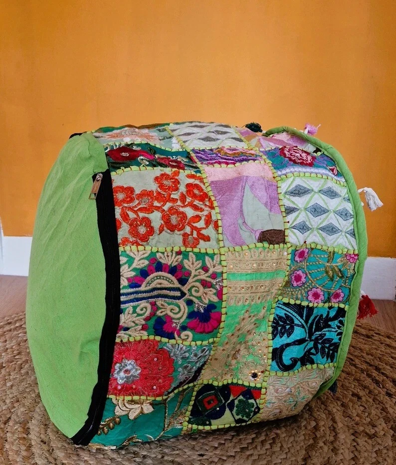 Taburete de pie redondo de retazos hecho a mano de algodón indio de colección otomano cubierta de puf GRN Foto 3 de 4