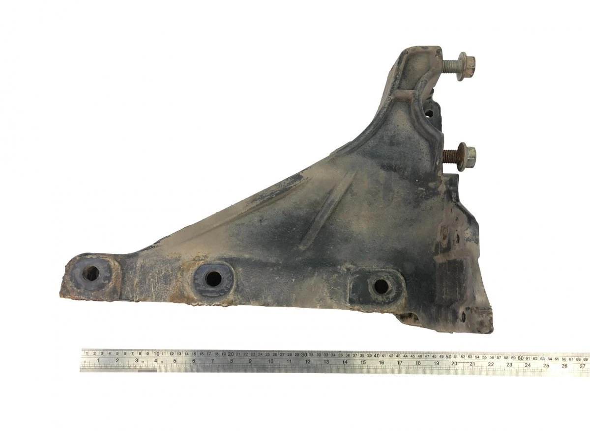 1850655 Cabin Bracket, Front Right DAF XF106 2182070 | eBay