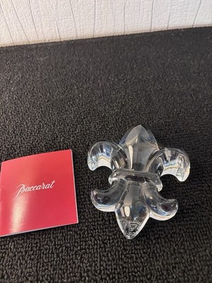 Papierbeschwerer Modell Fleur De Lys Aus Baccarat Kristall