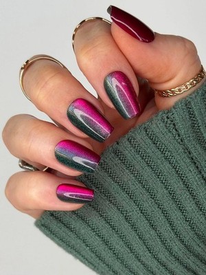 Red Aspen Press On Nails-Sadia's Snow Globe-Medium -Coffin-Magenta Cat Eye