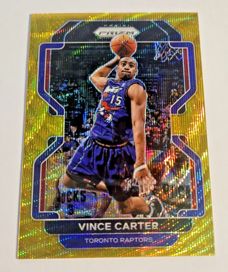2021 Panini Prizm Vince Carter /10 GOLD Wave Prizm Raptors #246
