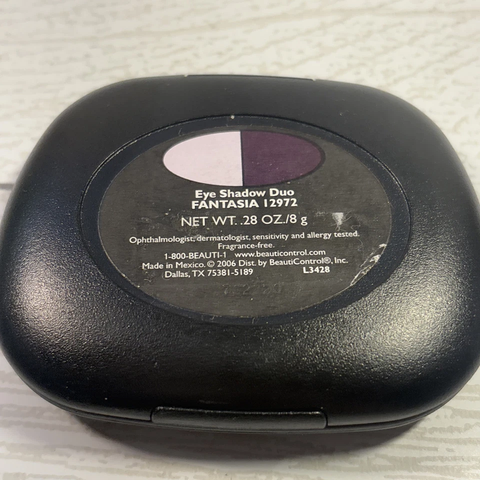 Beauticontrol Eye Shadow Duo Fantasia -New Not Sealed #12972 - Image 4 of 4