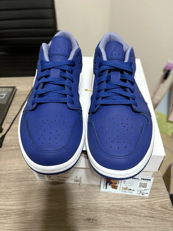 Talla 9.5W / 8M - Nike Air Jordan 1 Low SE Deep Royal Blue DA8008-401 Foto 3 de 4
